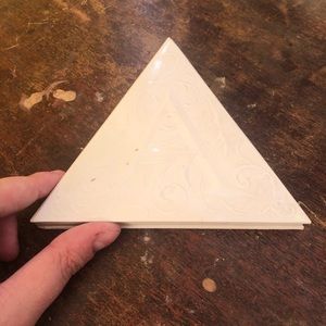 KVD alchemist holographic palette